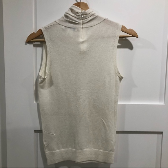 Club Monaco Kyda high neck sleeveless top. Size XS. - Picture 4 of 8